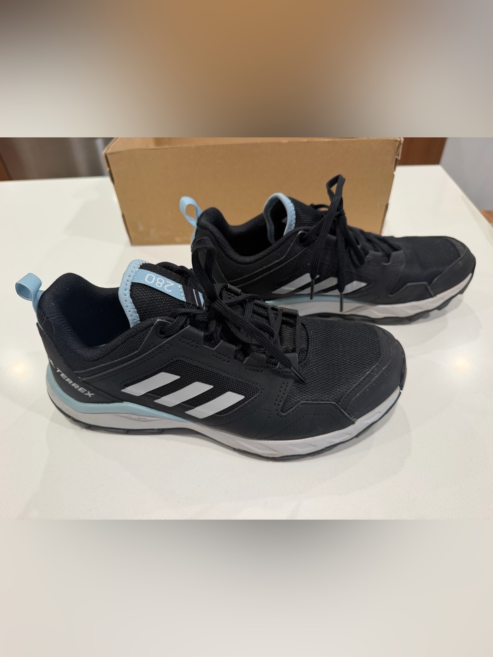 Adidas Terrex Agravic TR women's 8 1/2 - trail running & hiking shoe